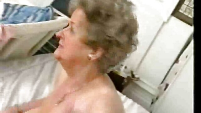 XXX sin registro  Perra randy consigue su culo xporn argentina polla atornillado